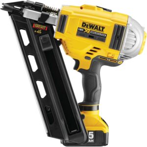 Забивач (пиштол) за шајки и клинци DeWalt 