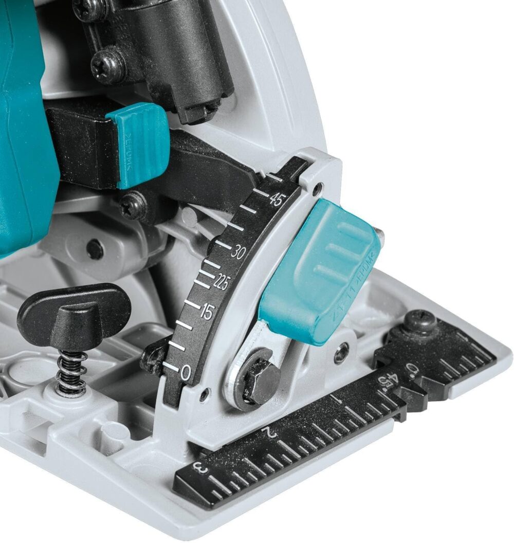 Батериска кружна пила MAKITA DHS680Z