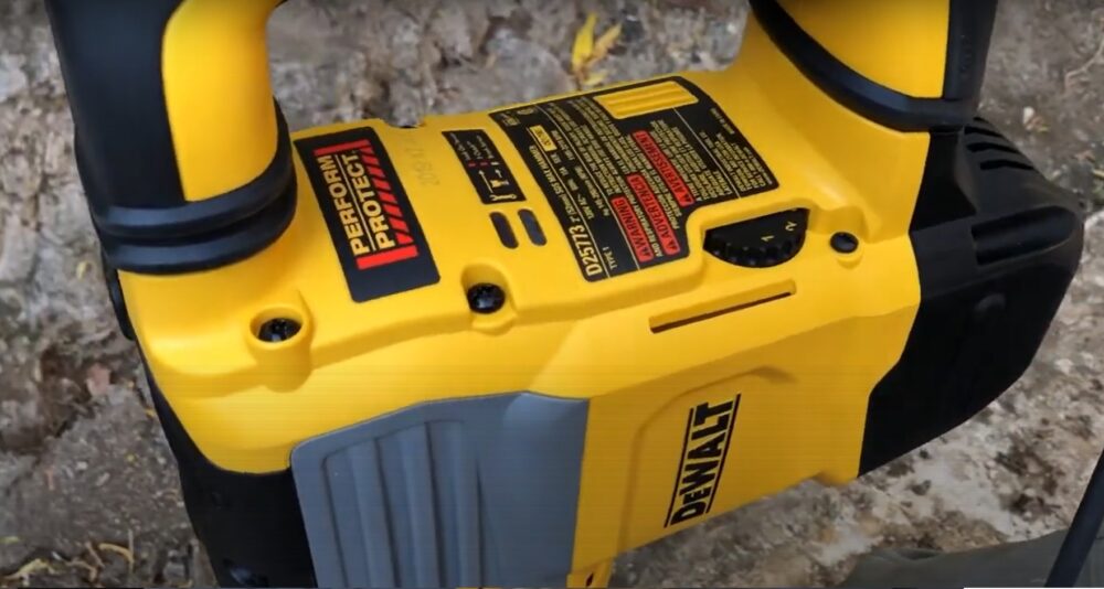 DeWalt Електро пневматски комбиниран чекан D25773K-QS