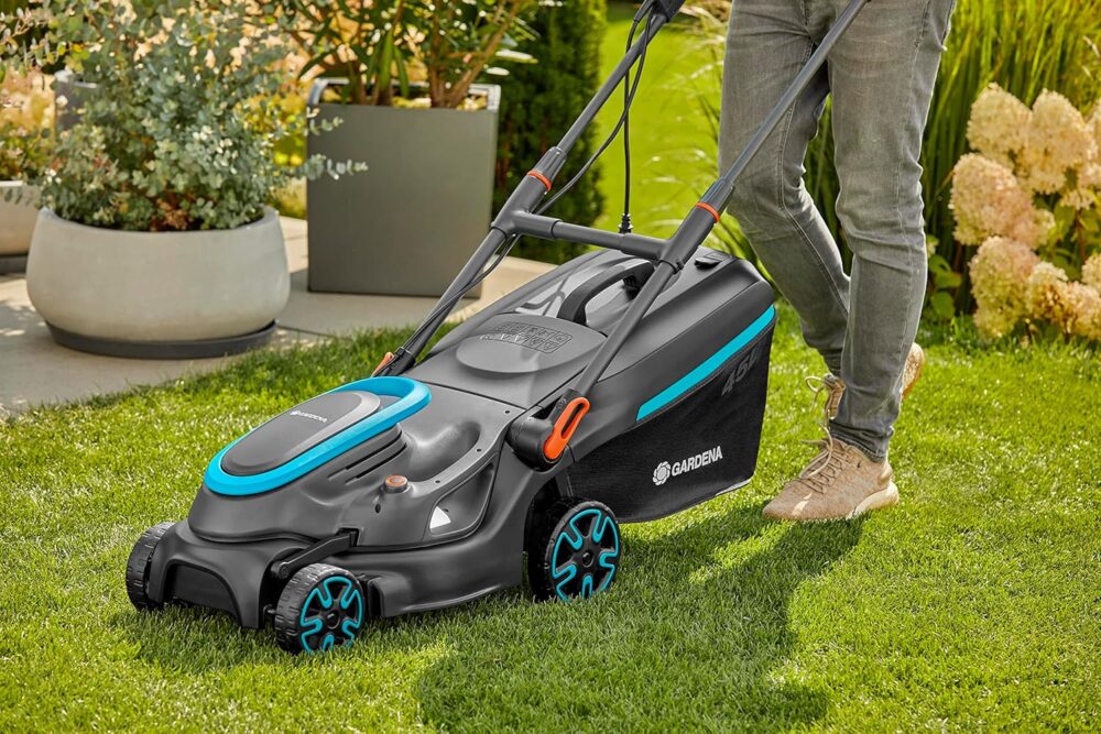 Електрична косилка Gardena PowerMax 37/1800 G2